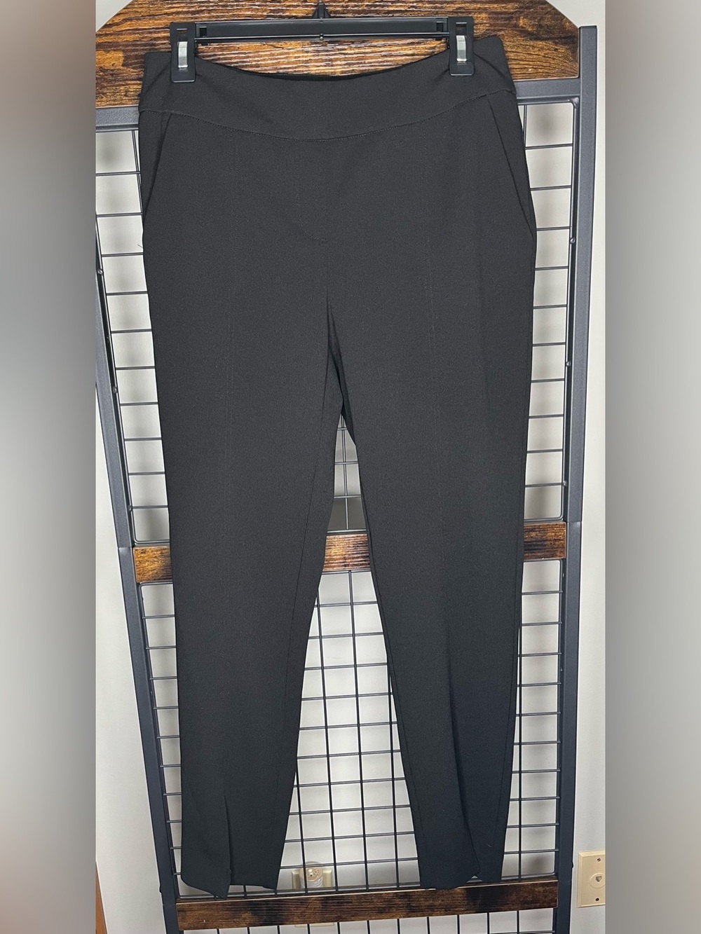 Ava & Grace Black Skinny Ponte Pull-On Pants size small